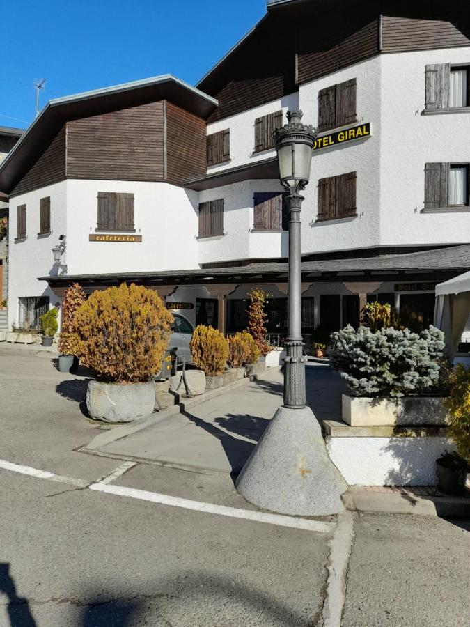 Hotel Giral ビエスカス エクステリア 写真